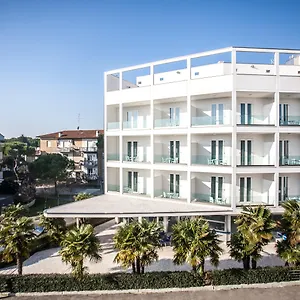 Hotel Oceanomare, Punta Marina