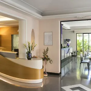 3* Hotel Sampaoli