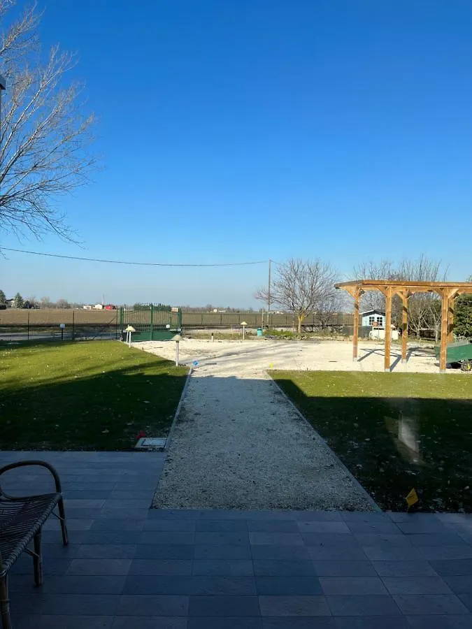 Pioppi Neri R&B Bed & Breakfast Felino 0*,  Italy